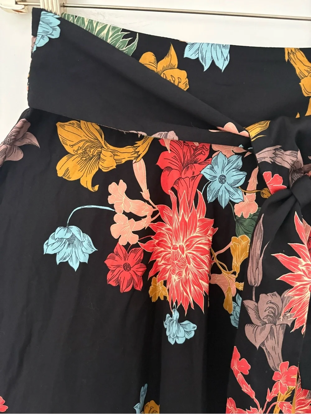 Zara Black Floral A-Line Skirt - with Multicolor Bloom - Medium